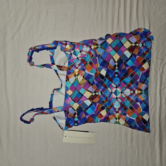 Colorful Geometric Patterned Tankini Top - Picture 2 of 4